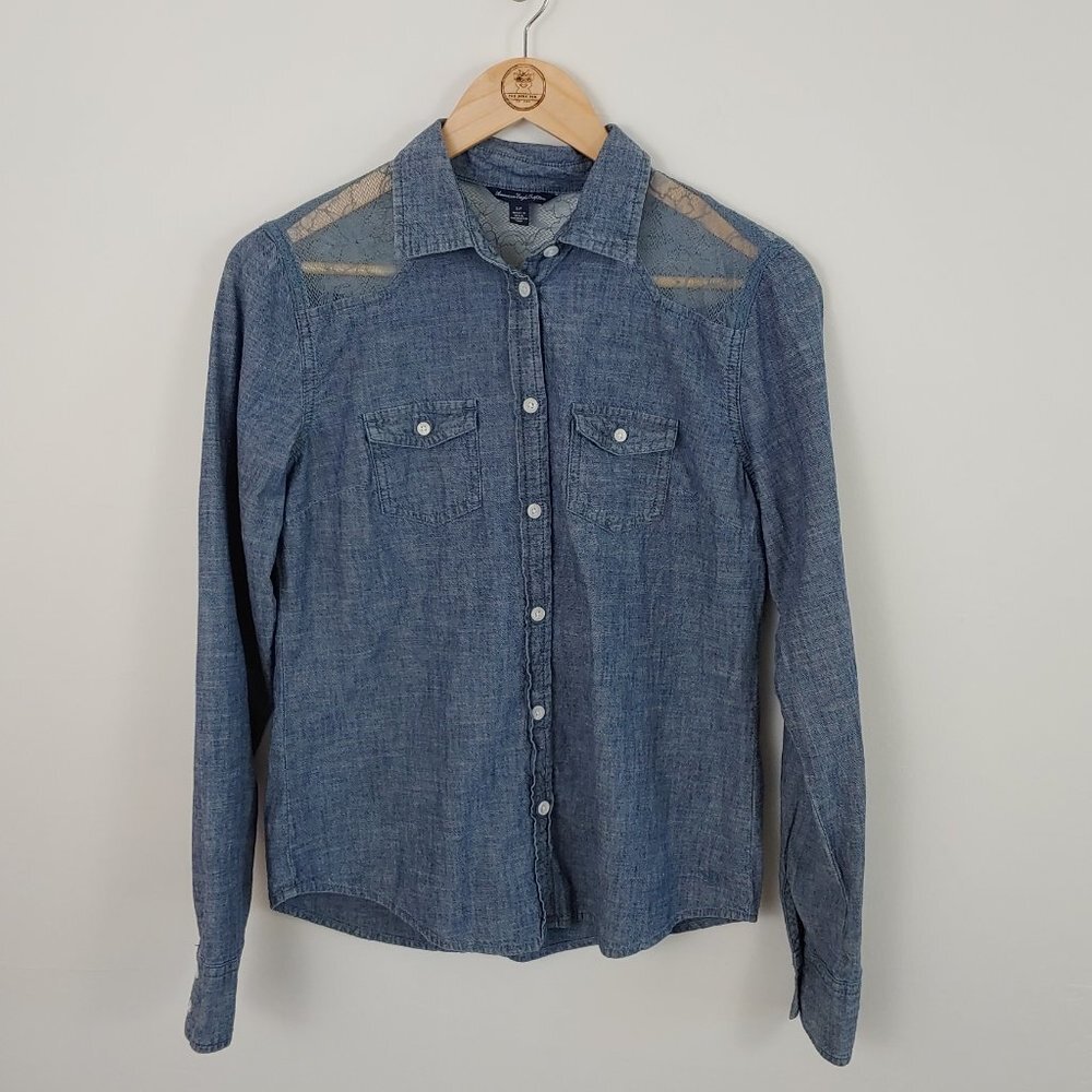 American Eagle Denim and Lace Western Chambray Button Down Shirt size S